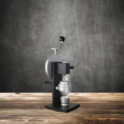 メタルタイプ アルミニウム マニュアルコーヒー豆磨き機 フライホイールハンドルとイタリアンバー