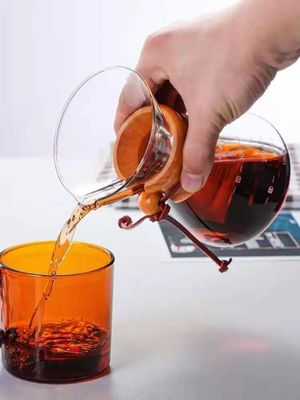 ミニマリストデザインスタイル 2024年のステンレス製コーヒーメーカー