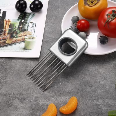 手持ちの金属とプラスチック フルーツコッパー 洋食 トマト ポテト 肉 軟化