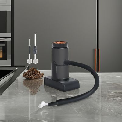 分子料理における煙発生のためのプラスチック用器具とハンドホールド・スモークジェネレーター