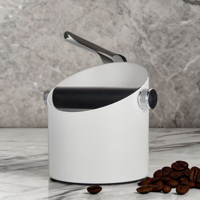 スタッドレスタイヤノックバー ノックボックス コーヒー 現代のデザイン 家とレストラン