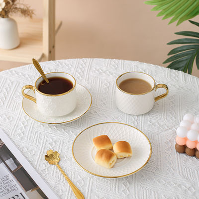 モダンな北欧茶杯 豪華な骨でセット パーソナライズされた色と竹器具