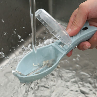 ロゴ カスタマイズされたキッチン 小道具 蓋のスクラパーとブラシの魚のスケール除去ツール