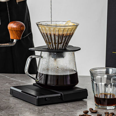 ストックとミニマリスト 人気 コーヒーを醸造するためのコーヒーメーカー