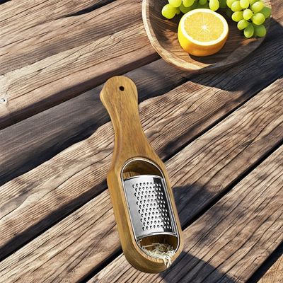 2024 スーパーマーケットのキッチン用 木製チーズ Grater Tool 野菜 ステンレス鋼