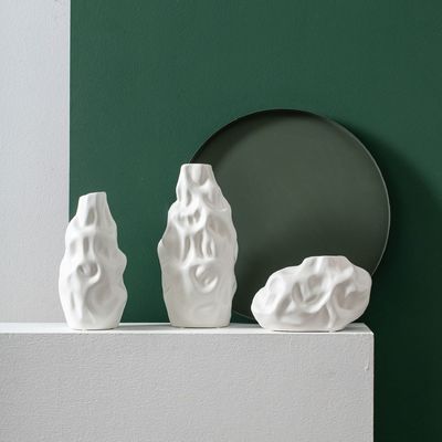 ホーム レストラン ホテルの装飾 モダンシルバー塗装 ポーセラン花瓶 マット仕上げ