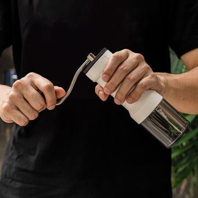ミニ ハンド ミル 現代のデザイン ステンレス スチール レストラン用 プラスチック製 コーヒー 磨き機