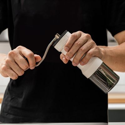 手動用器具 外部調整可能な設定とカスタマイズされたロゴのコーヒー豆磨き機