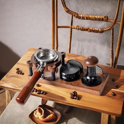 商用買い手 カフェ オーダーメイド ロゴ エスプレッソとコーヒー粉末オーガナイザーのための固木タッピングステーション