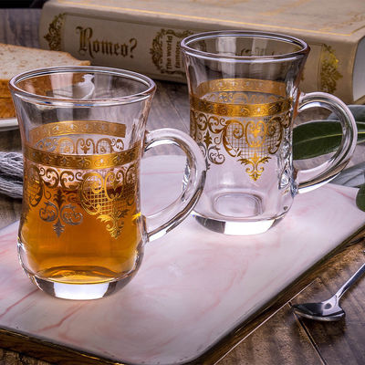 ストックされたクラシックデザイン アイルランドコーヒー アイスクリーム レストラン ビールとコーヒーのグラスカップ