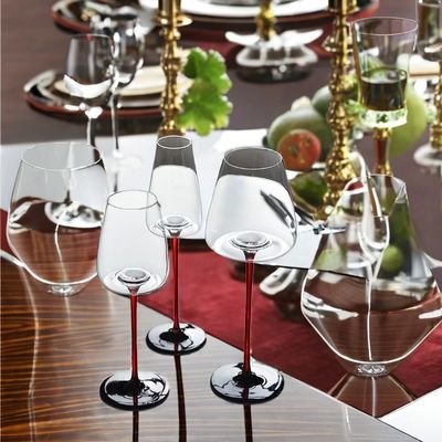 カスタマイズされたロゴ プレゼントとヨーロッパデザインスタイルのためのユニークなブルゴーニュのカップが受け入れられます