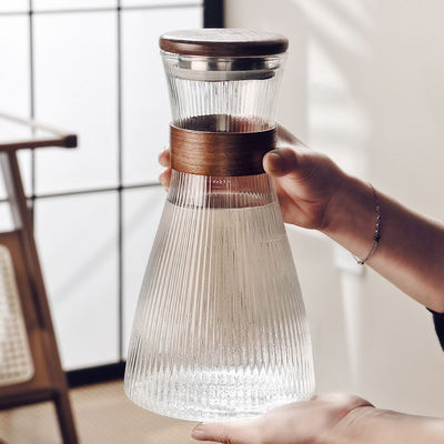 高ボロシリケートガラス水槽 カスタムロゴ ガラスジグとカップ モダンスタイルのスタイル