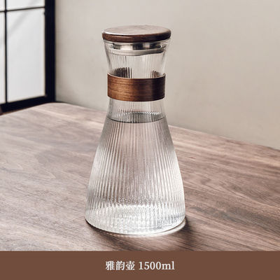 オーダーメイドサイズ 高ボロシリケートガラス飲料セット 現代の家庭用冷水のボトル