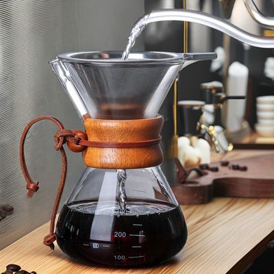クラシックスタイルのコーヒー作りのシェアポット 400ml 600ml 800ml ガラス ドリップポットに注ぐ