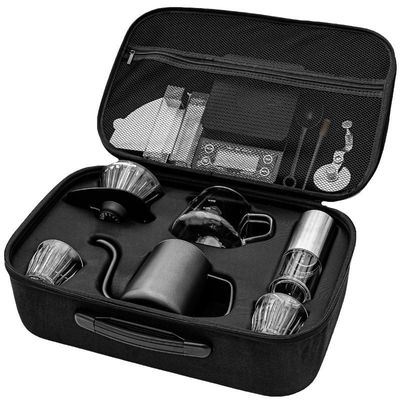 このポータブル旅行セットで 持続可能なコーヒーの修正を