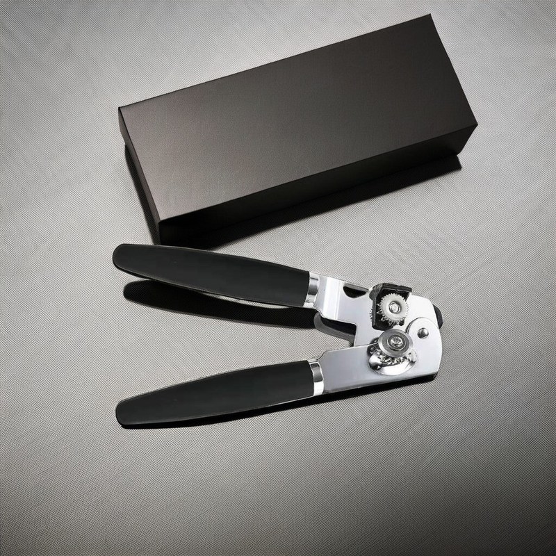 安全エッジデザインとカスタムロゴの多機能ステンレスステールボトルオープナー